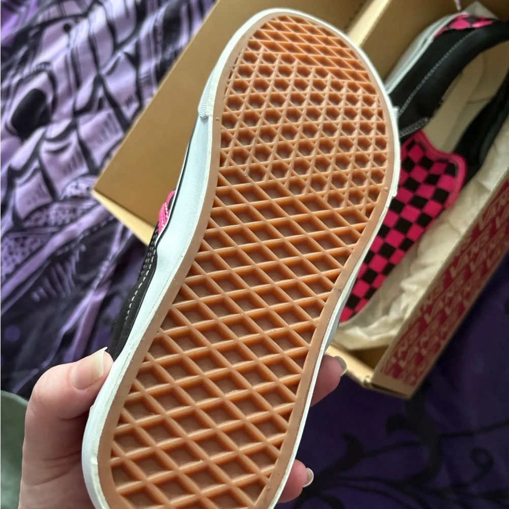VANS Classic slip ons- Pink and black checkered - Picture 5 of 5